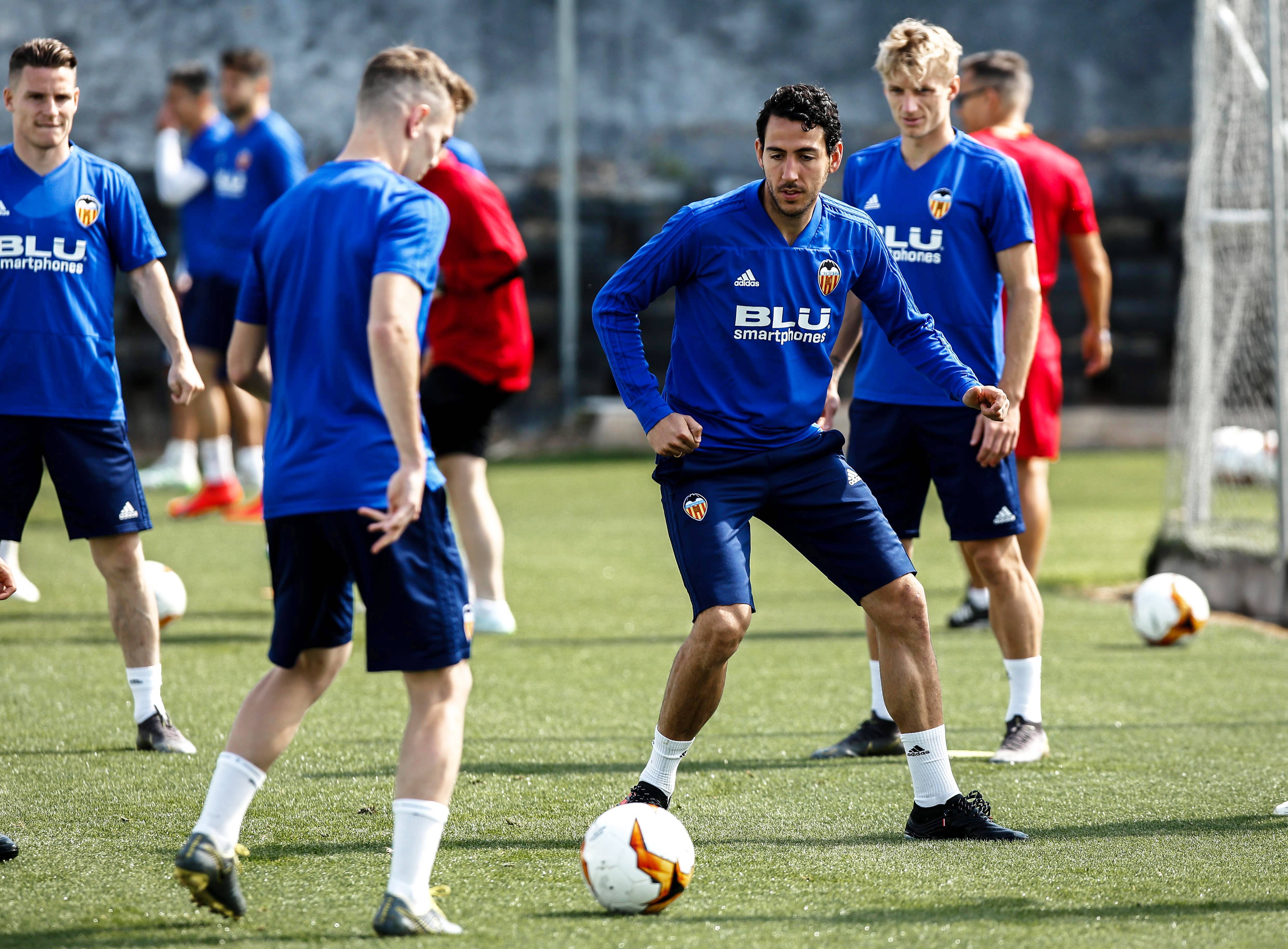 开云体育手机APP下载-集结日体能课后，门兴格拉德巴赫单刀错失备战葡超，态度坚定，高层口径保持一致的简单介绍