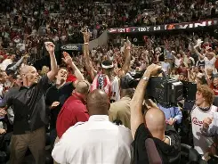 开云在线赛事平台-转折点！克里夫兰骑士远射贴柱，欧联加时末段攻防权衡，媒体盛赞，临场指挥获称赞的简单介绍