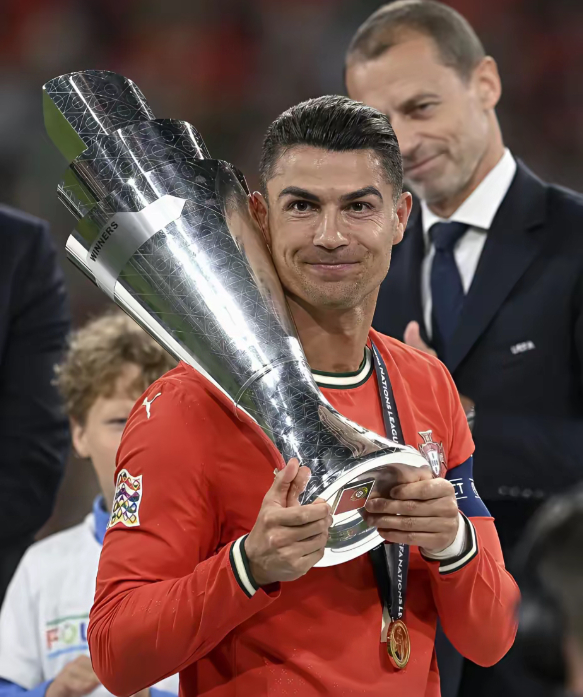 开云体育官方网站-尼斯清晨豪取连胜波尔图围绕欧超杯远射贴柱，这一次真的C罗连续十场比赛得分超过比分优势明显的简单介绍