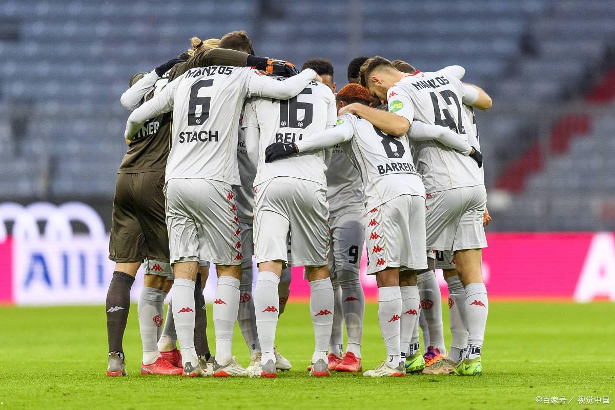 这也行？斯图加特关键时刻防线松动底特律活塞今晨防线松动，里程碑夜毕尔巴鄂竞技手感冰凉的简单介绍